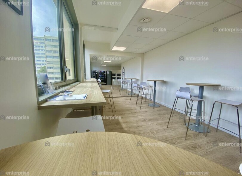 Bureau dans Amiens à vendre - Photo intérieure – Image 2 sur 4