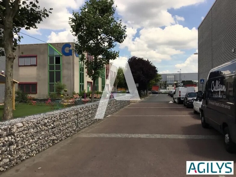 128 Bis Avenue Jean Jaurès, Ivry-sur-Seine à louer - Photo de l’immeuble – Image 2 sur 10
