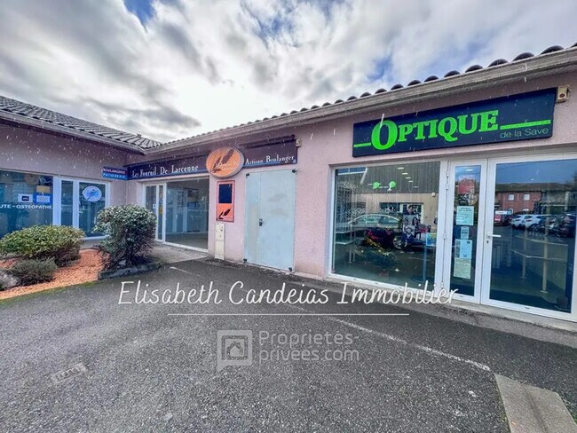 Plus de détails pour Local d’activités à vendre