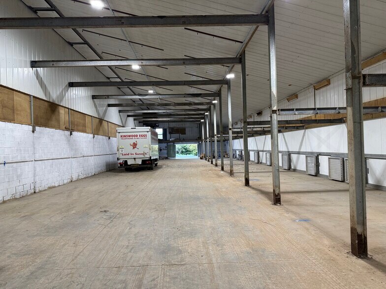 Emms Ln, Horsham à louer - Photo de l’immeuble – Image 3 sur 5