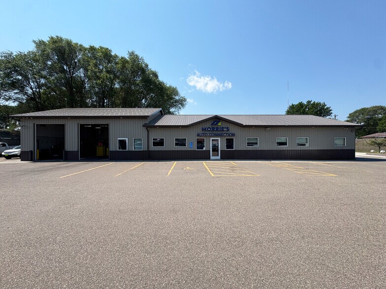 559 U.S. 10, Saint Cloud, MN à vendre - Photo de l’immeuble – Image 2 sur 19