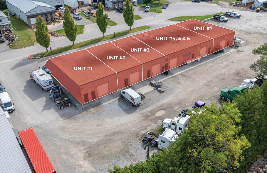 7-19 Industrial Rd, St Marys, ON à vendre - Photo de l’immeuble – Image 2 sur 9