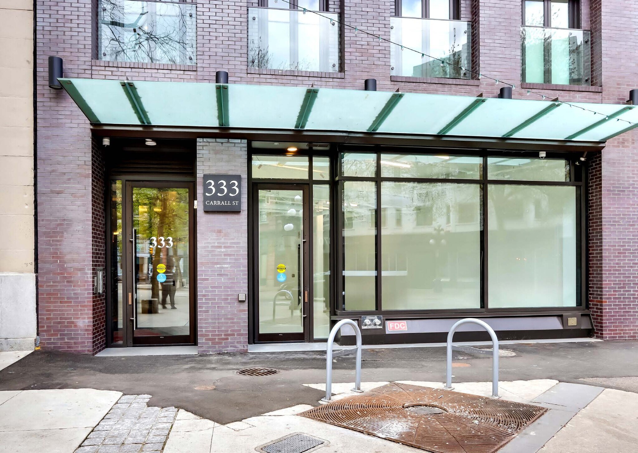 309-329 Carrall St, Vancouver, BC à louer Photo principale– Image 1 sur 3