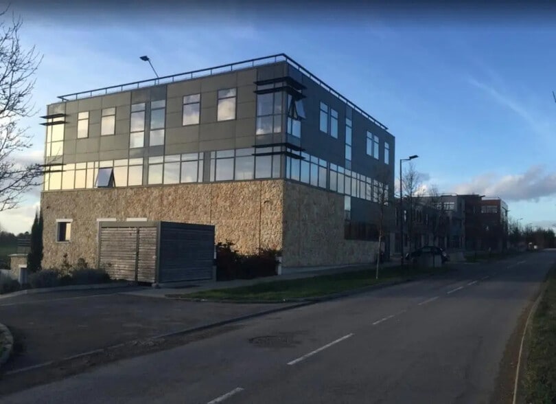 Bureau dans Noisy-le-Roi à louer - Photo de l’immeuble – Image 1 sur 22