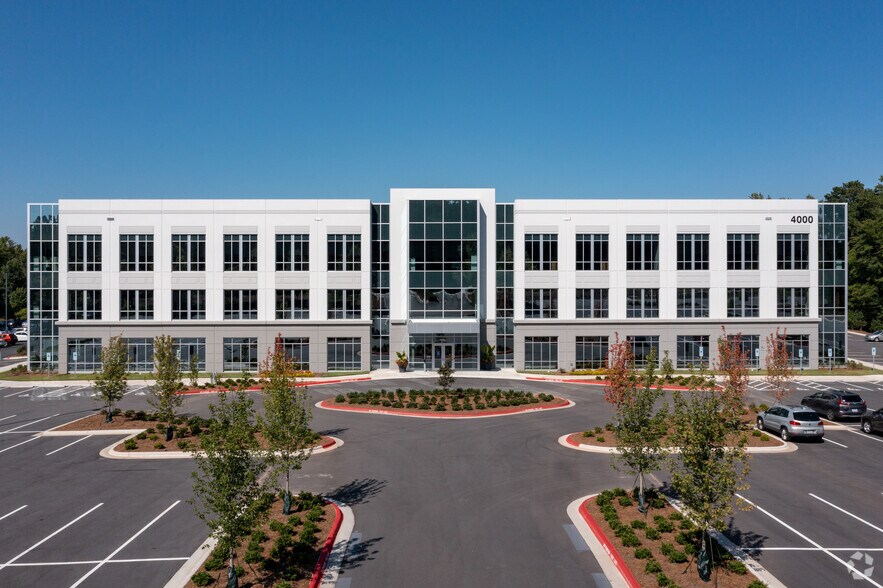 4000 Paramount Pky, Morrisville, NC à louer - Photo de l’immeuble – Image 2 sur 11