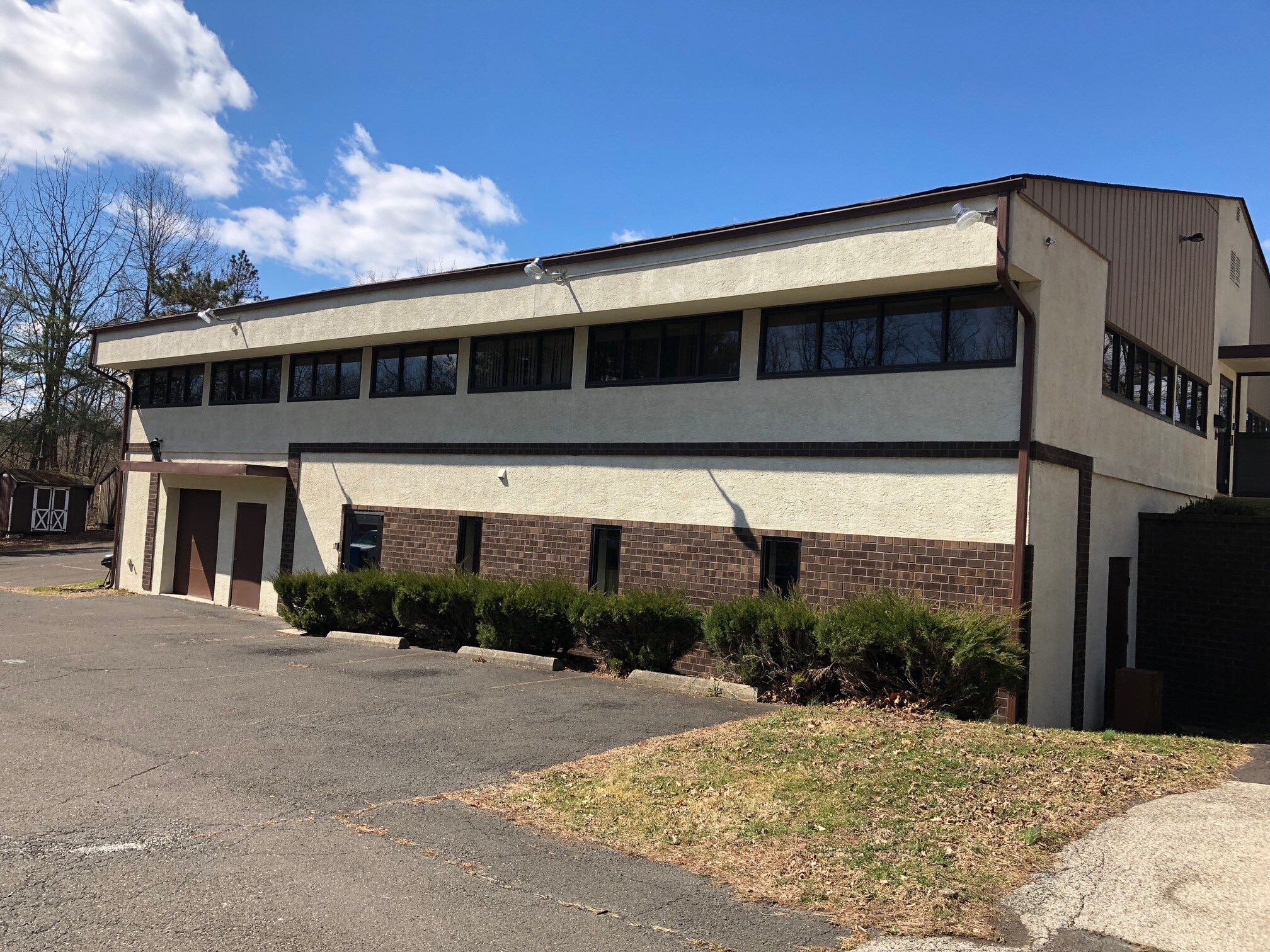 1035 Camp Hill Rd, Fort Washington, PA à louer Photo principale– Image 1 sur 4
