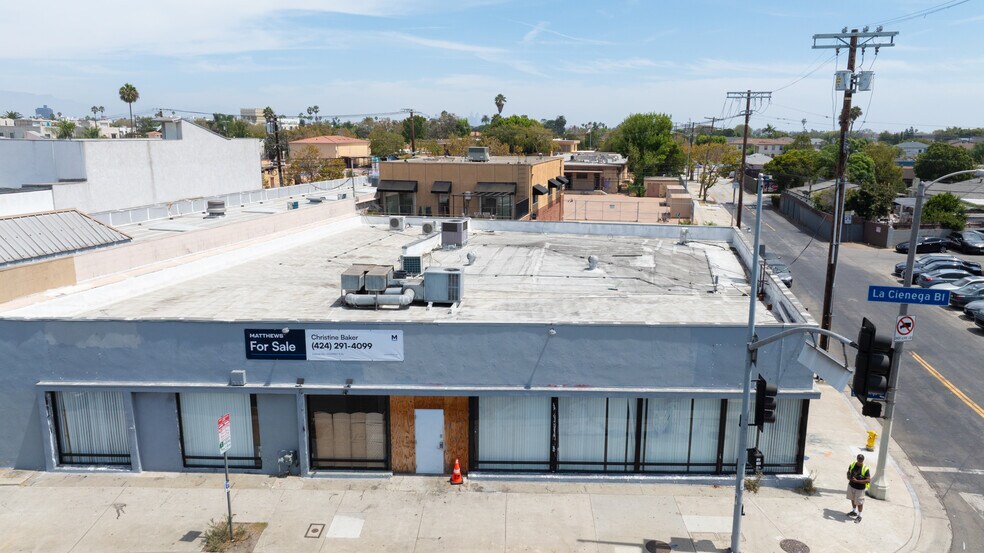 1660 S La Cienega Blvd, Los Angeles, CA à vendre - Photo de l’immeuble – Image 1 sur 21