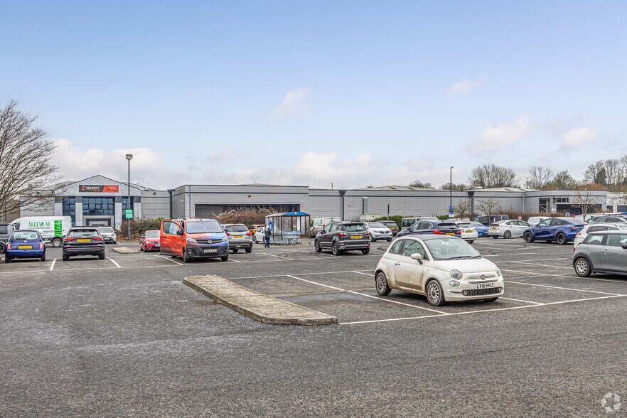 Edinburgh Way, Harlow à louer - Photo de l’immeuble – Image 2 sur 23