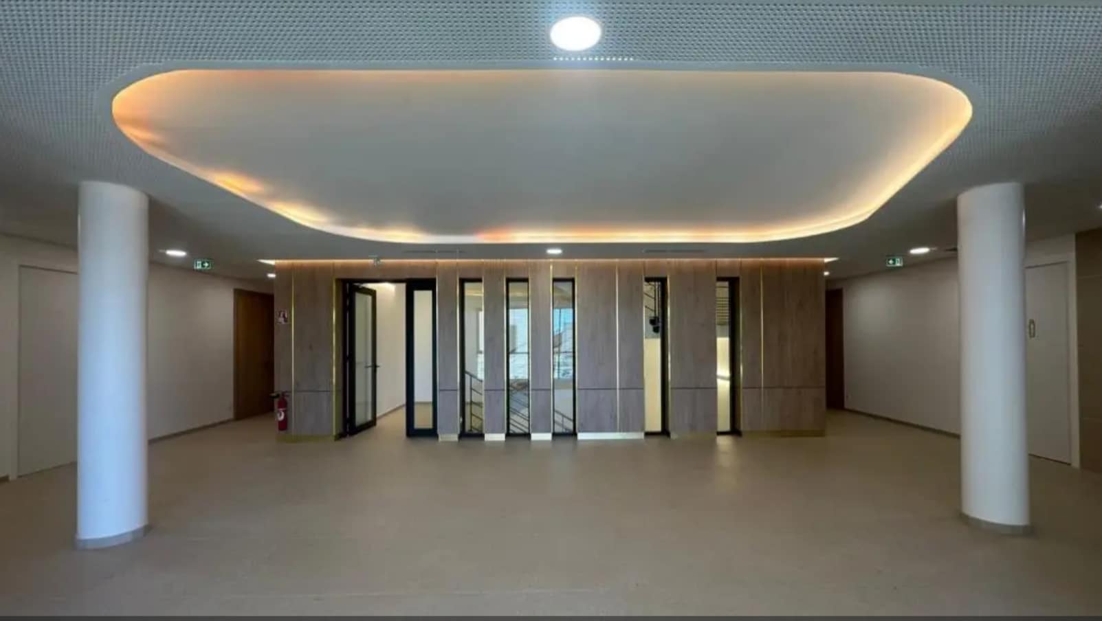 Bureau dans Genas à louer Photo intérieure– Image 1 sur 3