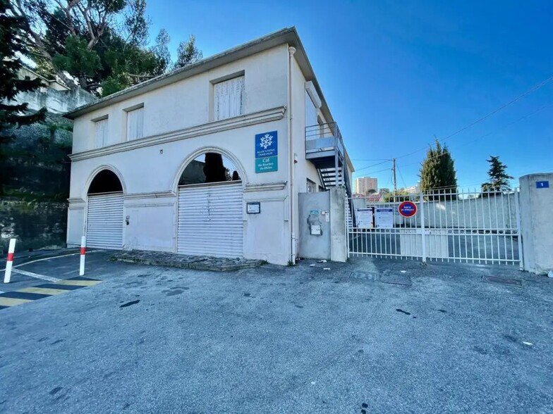 1 Avenue Des Pins, Marseille à vendre - Photo de l’immeuble – Image 3 sur 17