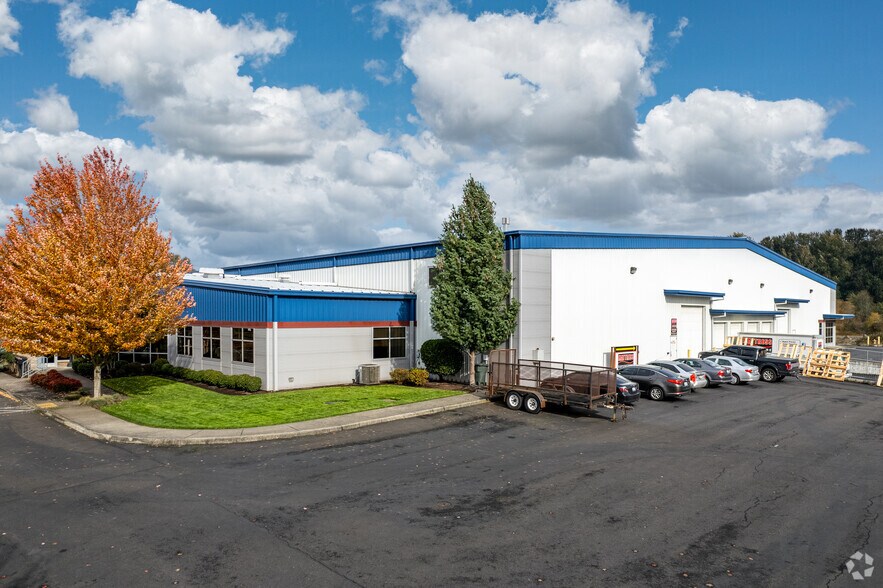 2601 N Hendrickson Dr, Kalama, WA à louer - Photo principale – Image 1 sur 5