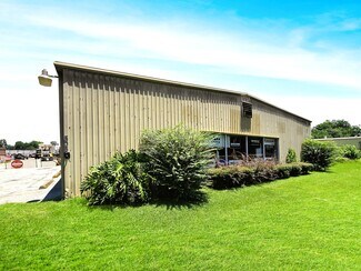 Plus de détails pour 508 Cedar Bayou Rd, Baytown, TX - Industriel/Logistique à vendre