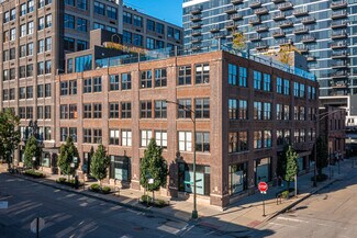 Plus de détails pour 920 N Franklin St, Chicago, IL - Bureau à louer