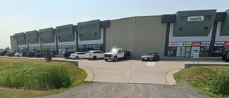 Plus de détails pour 240-250 Entreprise Rd, Russell, ON - Local d’activités à vendre