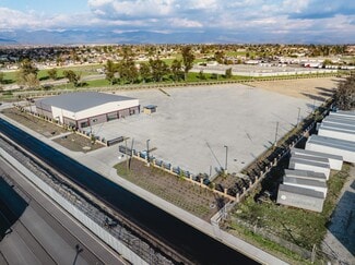 Plus de détails pour 8247 Lime Ave, Fontana, CA - Terrain à louer