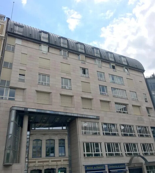 55 Place Rihour, Lille à louer - Photo de l’immeuble – Image 3 sur 13