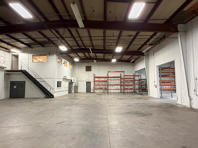 1315 Lamar St, Lakewood, CO à vendre - Photo intérieure – Image 3 sur 4