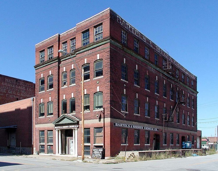 1400 St Louis Ave, Kansas City, MO à louer - Photo de l’immeuble – Image 2 sur 7