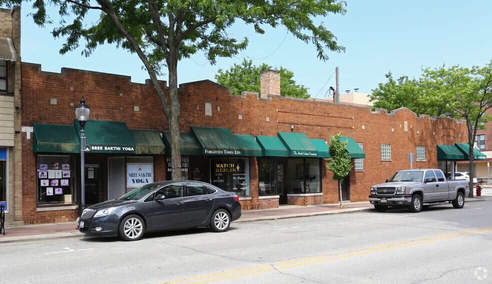 19 E Miner St, Arlington Heights, IL à louer - Photo de l’immeuble – Image 2 sur 5