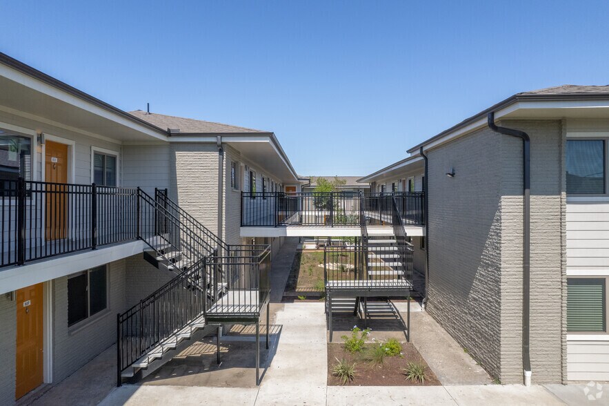 1600 Avenue M, South Houston, TX à vendre - Photo de l’immeuble – Image 2 sur 20
