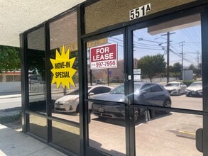 551 E Francisquito Ave, West Covina, CA à louer Photo intérieure– Image 2 sur 7