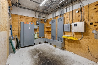 102 N Rogers St, Aberdeen, MD à vendre Photo intérieure– Image 1 sur 52