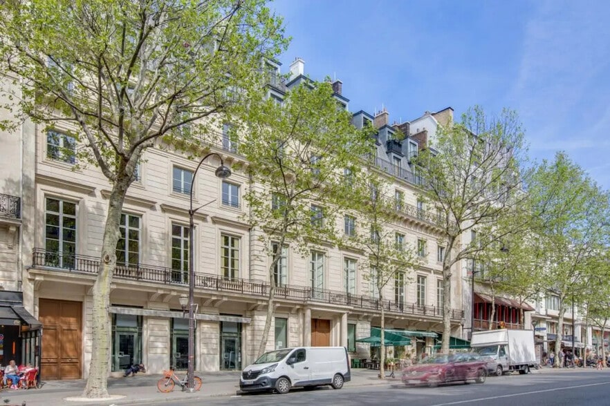 16 Boulevard Montmartre, Paris à louer - Photo de l’immeuble – Image 1 sur 7