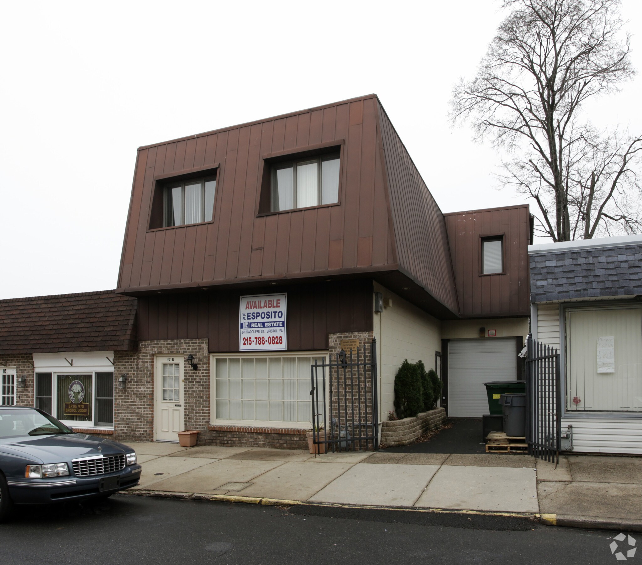 97 Wood St, Bristol, PA à vendre Photo principale– Image 1 sur 26