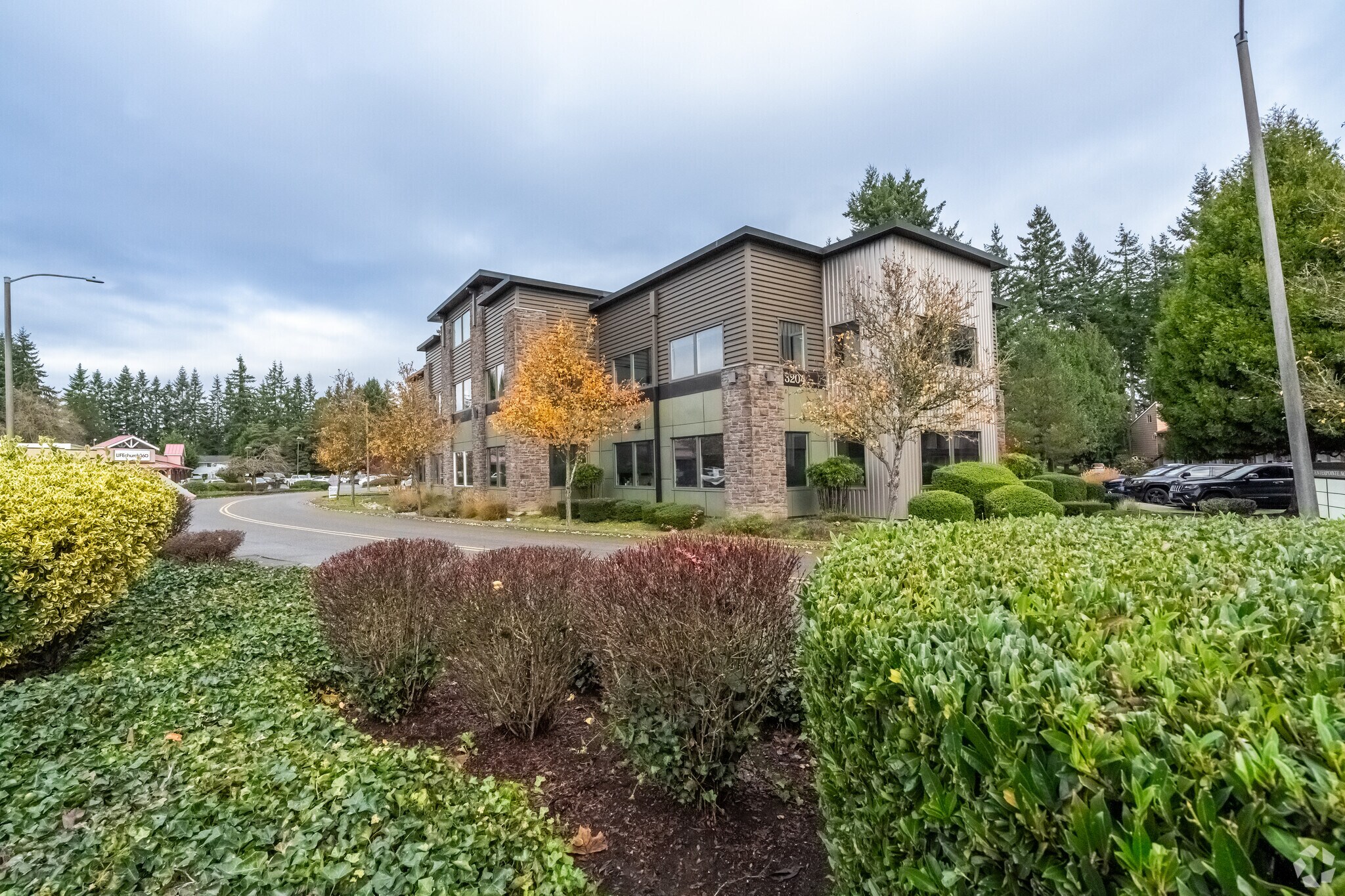 3204 Smokey Point Dr, Arlington, WA à louer Photo principale– Image 1 sur 31