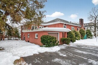 Plus de détails pour 111 Maiden Ln, Kingston, NY - Bureau à vendre