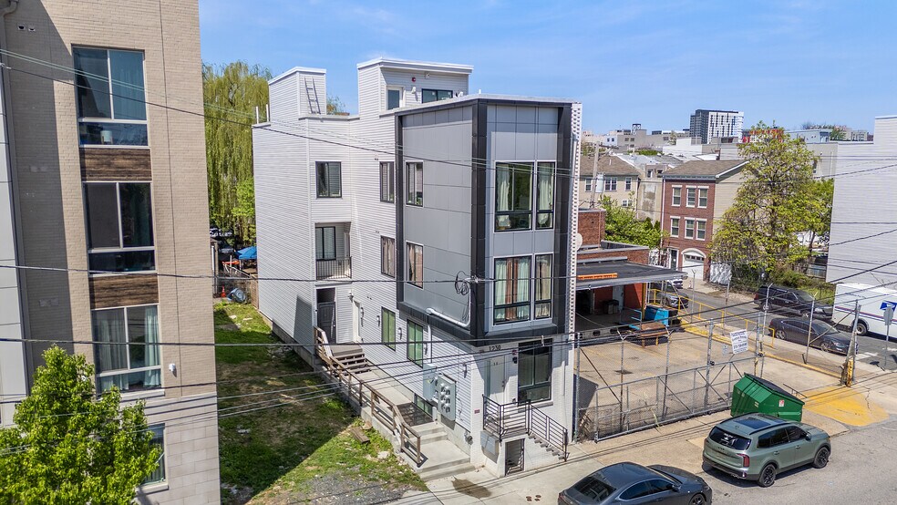 1230 N Marshall St, Philadelphia, PA à vendre - Photo de l’immeuble – Image 3 sur 31