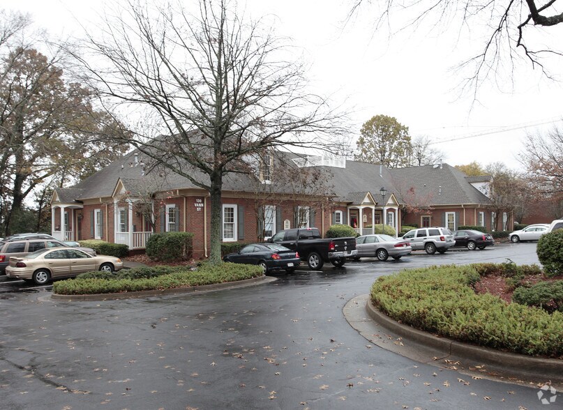 130 Vann St, Marietta, GA à vendre - Photo de l’immeuble – Image 1 sur 10