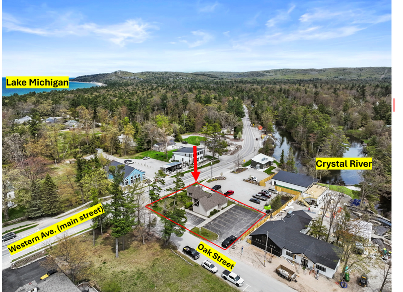 5955 S Oak St, Glen Arbor, MI à vendre - Photo principale – Image 1 sur 41