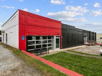 Plus de détails pour 37 N Broad St, Brevard, NC - Local commercial à vendre