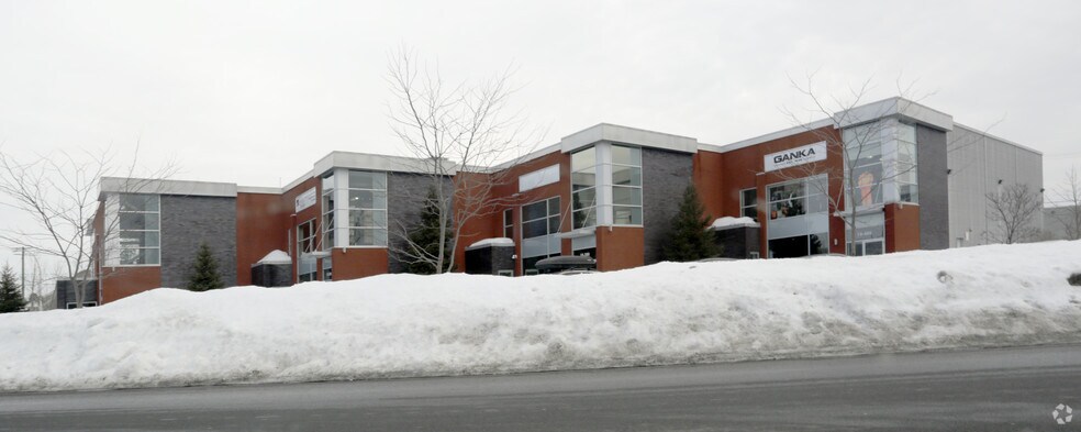 10 Rue Gaston-Dumoulin, Blainville, QC à louer - Photo de l’immeuble – Image 2 sur 36