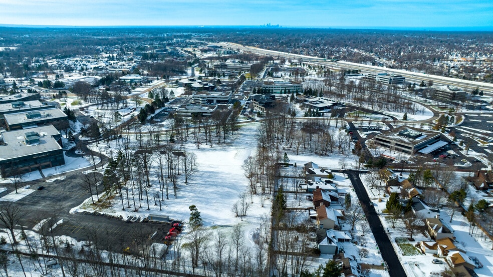 0 Parkland Blvd, Mayfield Heights, OH à vendre - Photo de l’immeuble – Image 2 sur 3