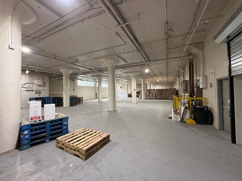 201 Saw Mill River Rd, Yonkers, NY à louer - Photo de l’immeuble – Image 3 sur 8