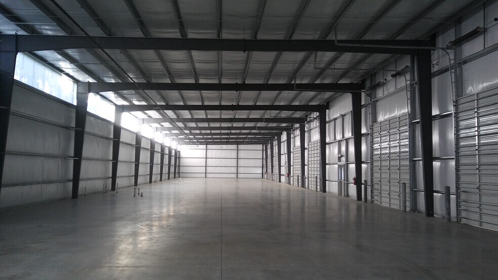 16311-16315 Dundee Rd, Cypress, TX à louer - Photo de l’immeuble – Image 3 sur 8