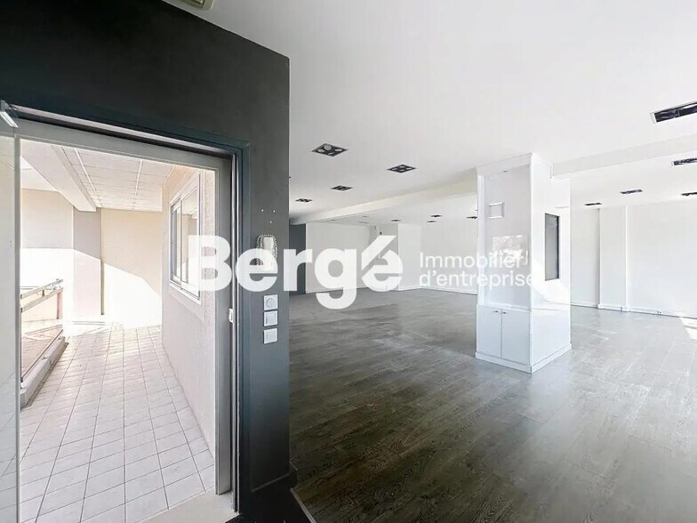 Bureau dans Le Cannet à vendre - Photo de l’immeuble – Image 2 sur 12