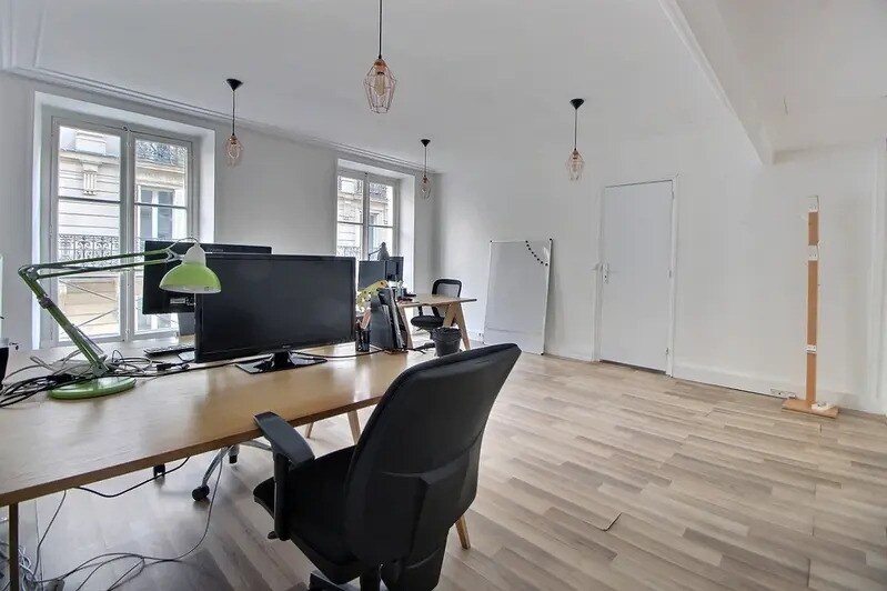 57 Rue Du Faubourg Montmartre, Paris à louer - Photo intérieure – Image 2 sur 8