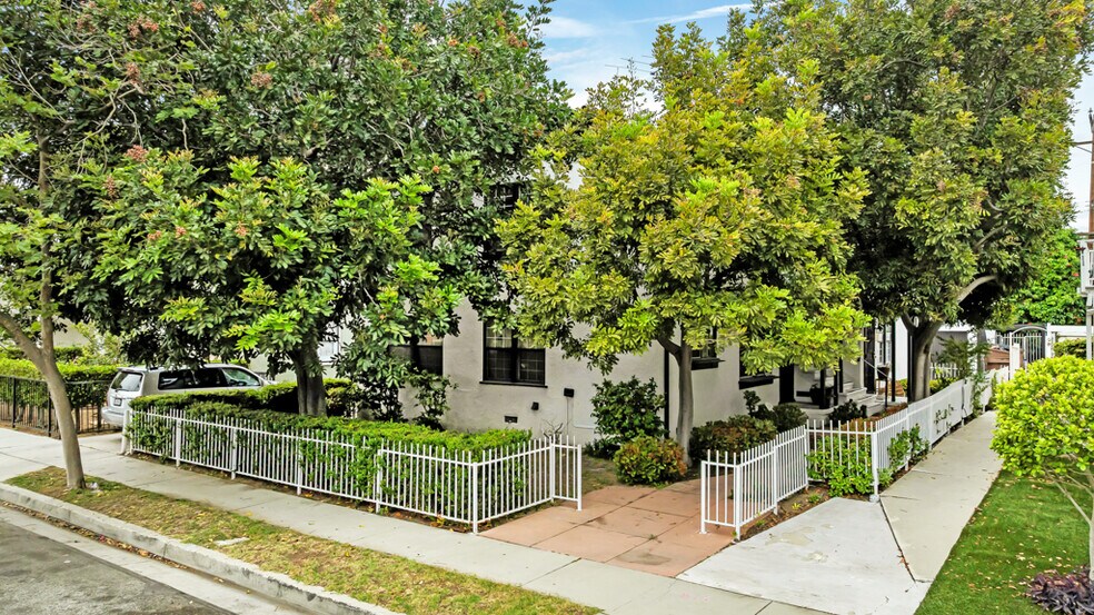 5528 Kinston Ave, Culver City, CA à vendre - Photo de l’immeuble – Image 2 sur 52