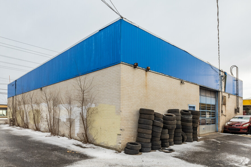 1608 Merivale Rd, Ottawa, ON à vendre - Photo de l’immeuble – Image 2 sur 2
