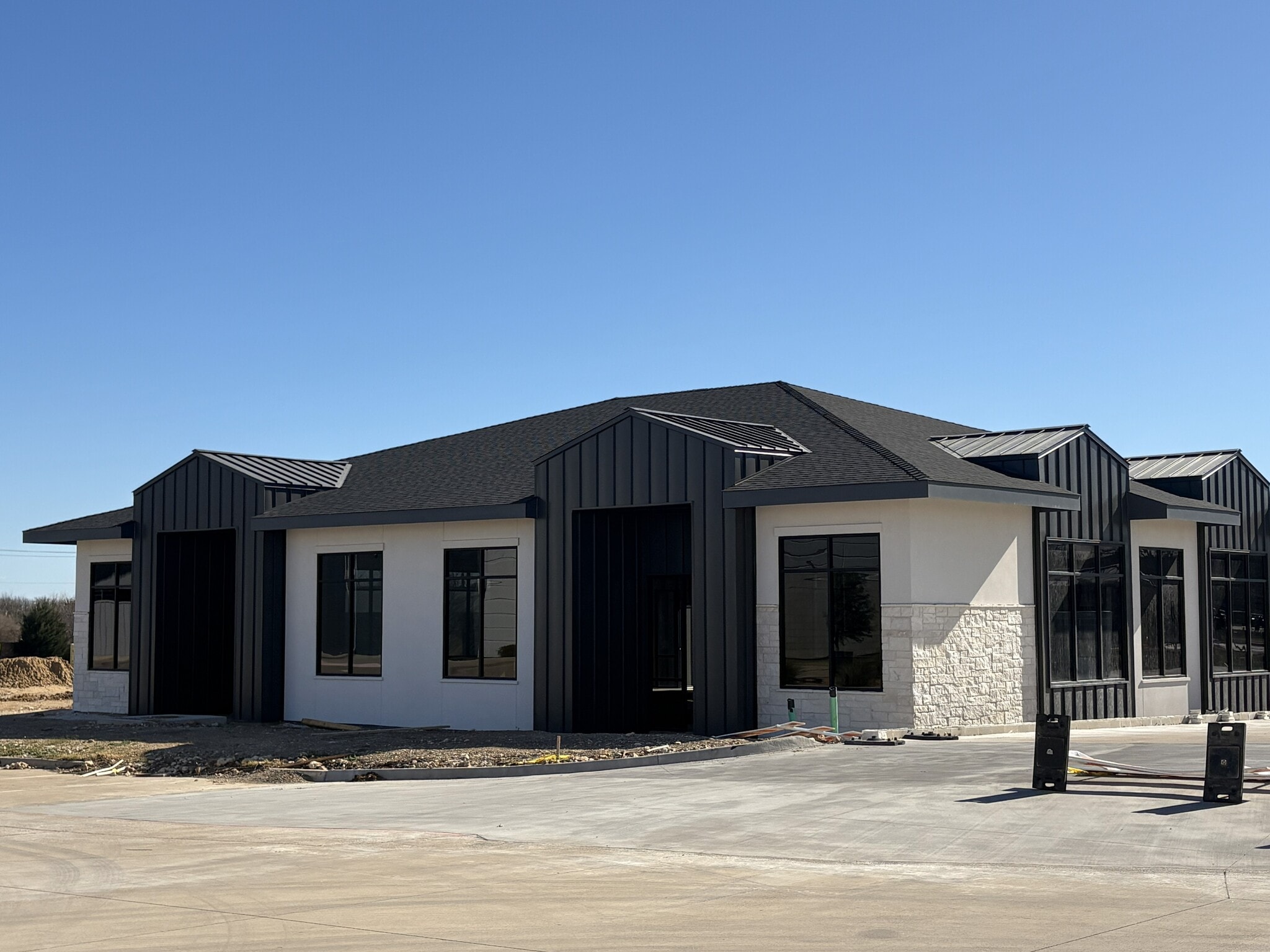 10120 Summer Creek Dr, Fort Worth, TX à vendre Photo principale– Image 1 sur 7