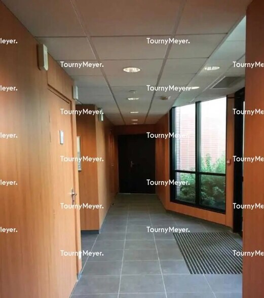 Bureau dans Toulouse à louer - Photo de l’immeuble – Image 3 sur 4