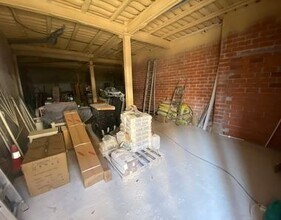 Local commercial dans Mejorada del Campo, Madrid à louer Photo intérieure– Image 1 sur 1