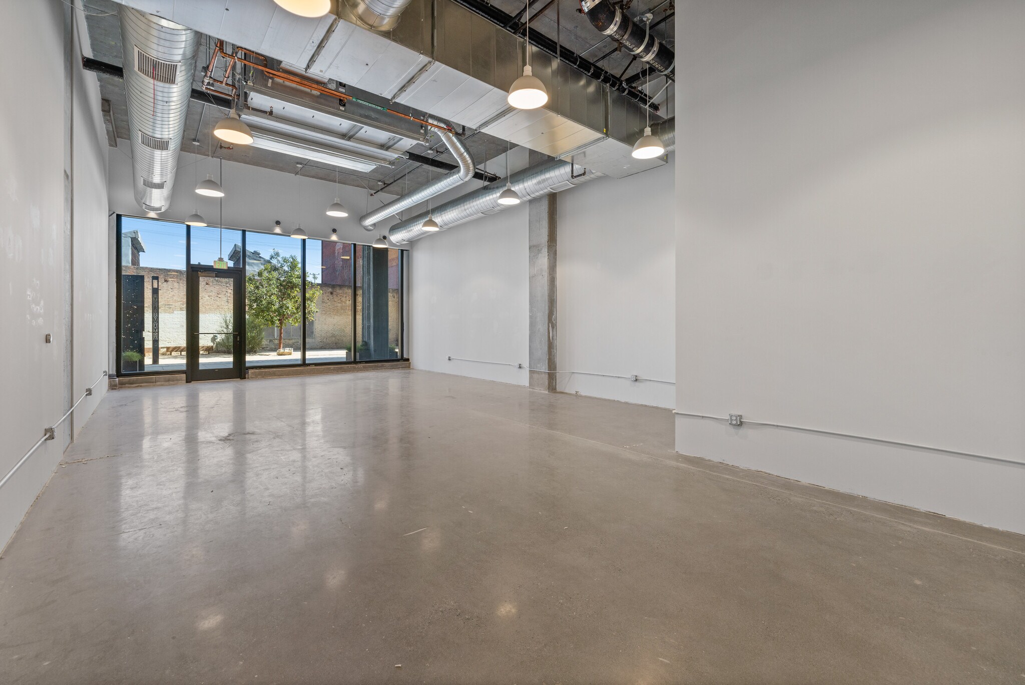 525 S Santa Fe Ave, Los Angeles, CA à louer Photo de l’immeuble– Image 1 sur 5