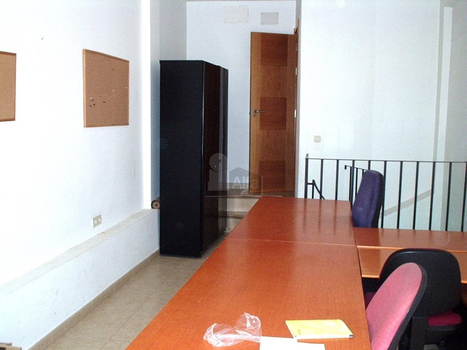 Local commercial dans Velilla de San Antonio, Madrid à louer Photo intérieure– Image 1 sur 3