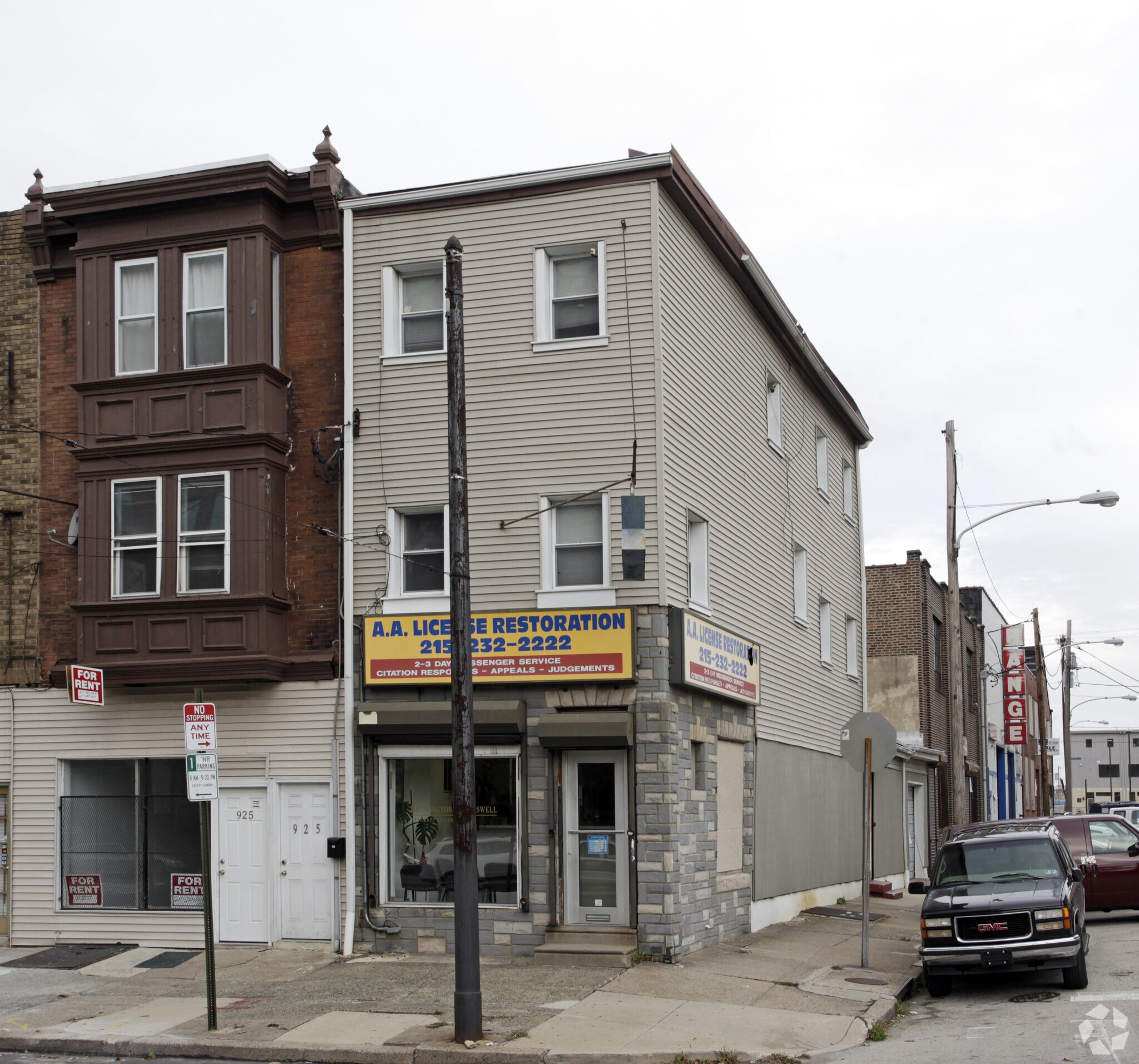 923 Spring Garden St, Philadelphia, PA à vendre Photo principale– Image 1 sur 4