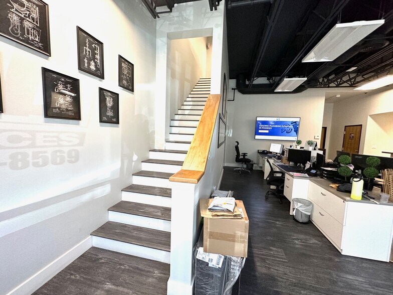 2222 W Parkside Ln, Phoenix, AZ à louer - Photo intérieure – Image 2 sur 12