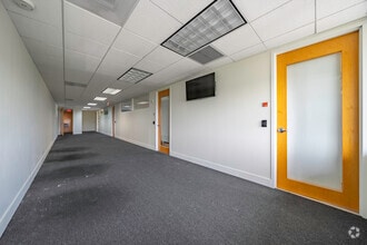 8700 W Flagler St, Miami, FL à louer Photo intérieure– Image 2 sur 6